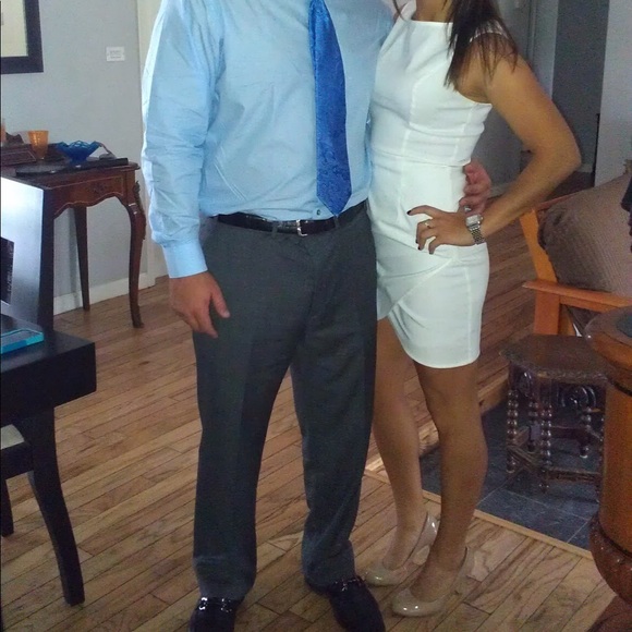 White dress mini from a boutique - Picture 2 of 5